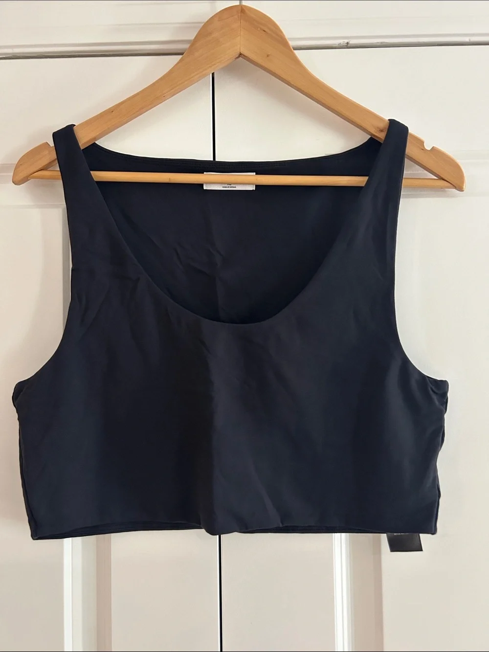 BABATON CONTOUR CROPPED TANK BLACK - Picture 3 of 4